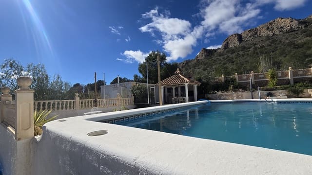 4 slaapkamer Finca/Landhuis te koop in Sax met zwembad - € 260.000 (Ref: 9606681)