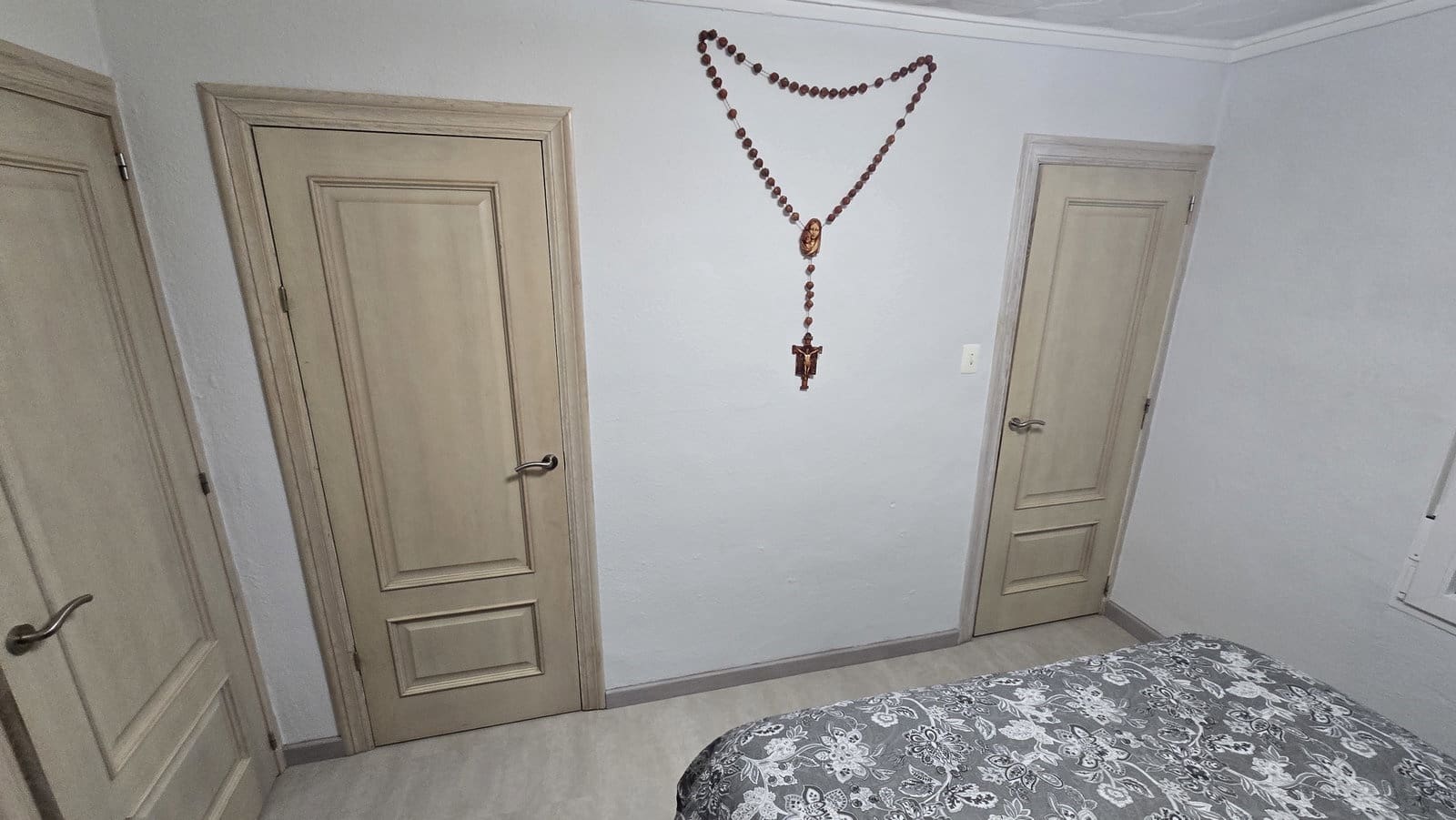 4 slaapkamer Finca/Landhuis te koop in Sax met zwembad garage - € 260.000 (Ref: 9606681)