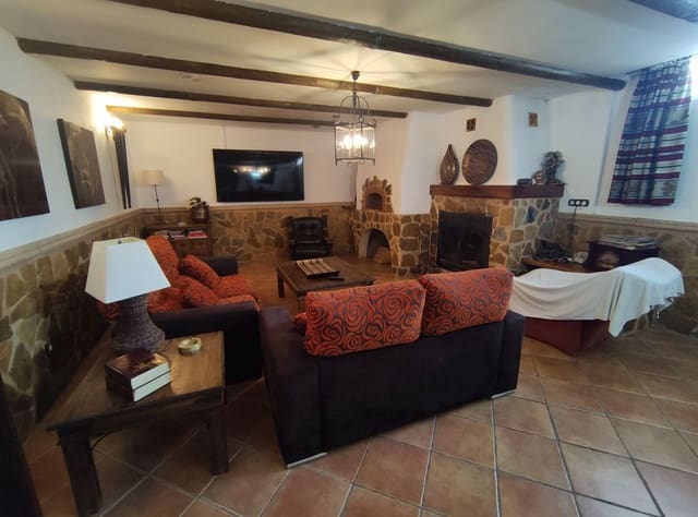 5 sypialnia Finka/Dom wiejski na sprzedaż w Sax z basenem garażem - 446 200 € (Ref: 9626452)