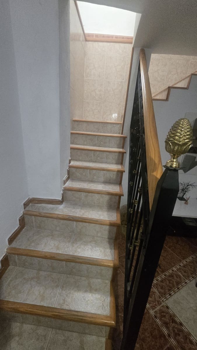 3 bedroom Townhouse for sale in Sax - € 92,000 (Ref: 9715416)