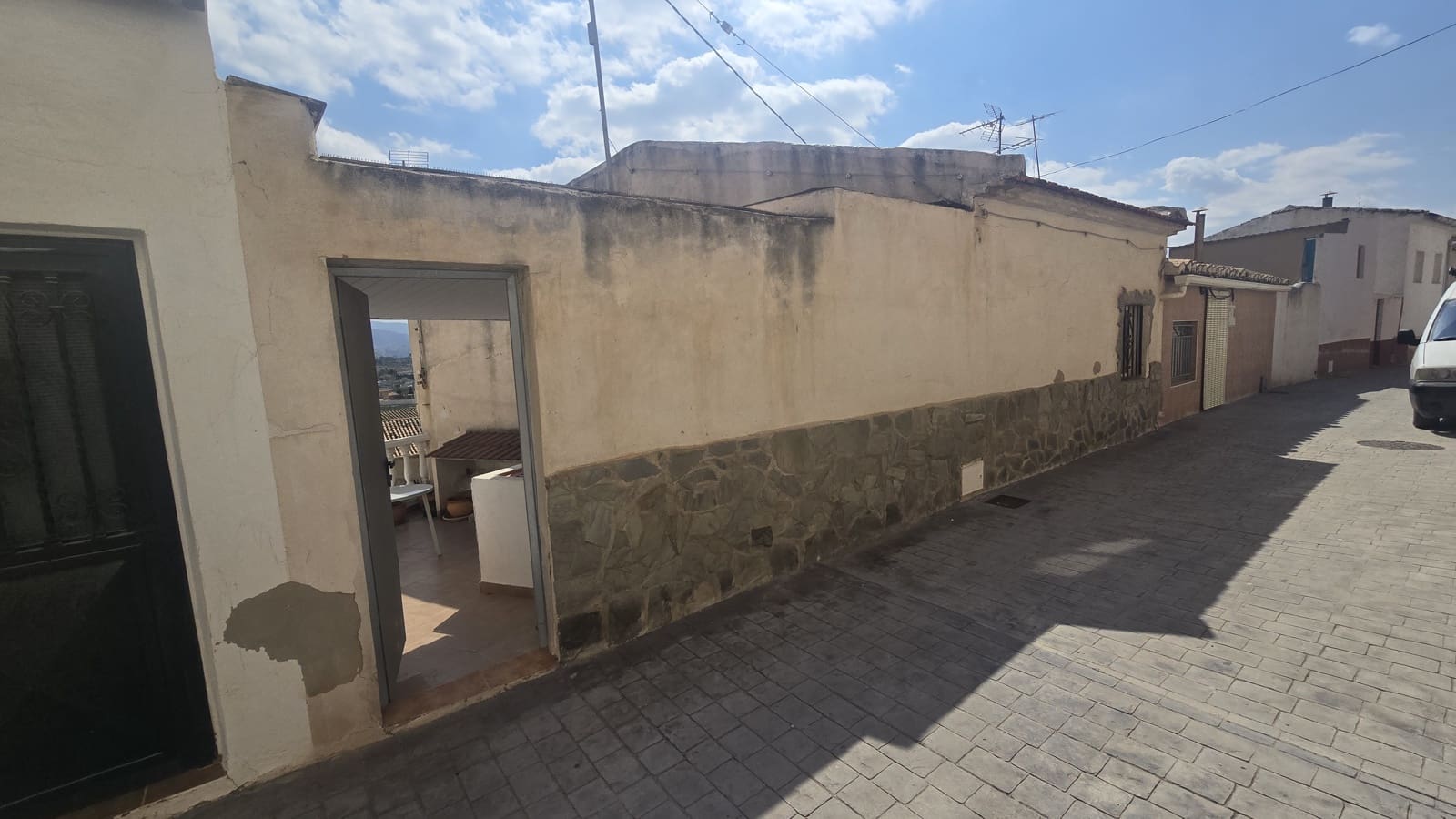 3 bedroom Townhouse for sale in Sax - € 92,000 (Ref: 9715416)