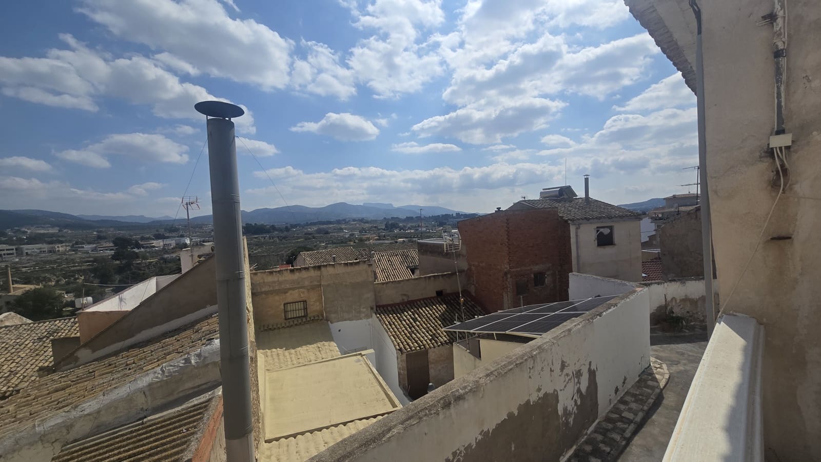 3 bedroom Townhouse for sale in Sax - € 92,000 (Ref: 9715416)