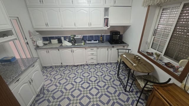 3 bedroom Townhouse for sale in Sax - € 92,000 (Ref: 9715416)