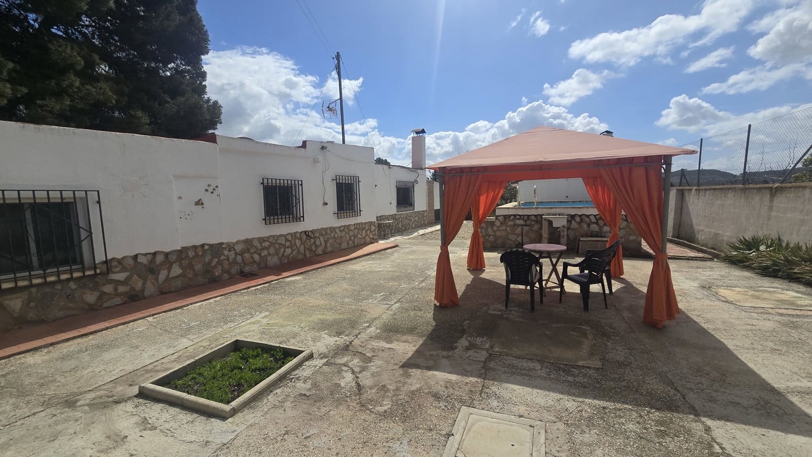 3 bedroom Finca/Country House for sale in Sax with pool garage - € 199,999 (Ref: 9730781)