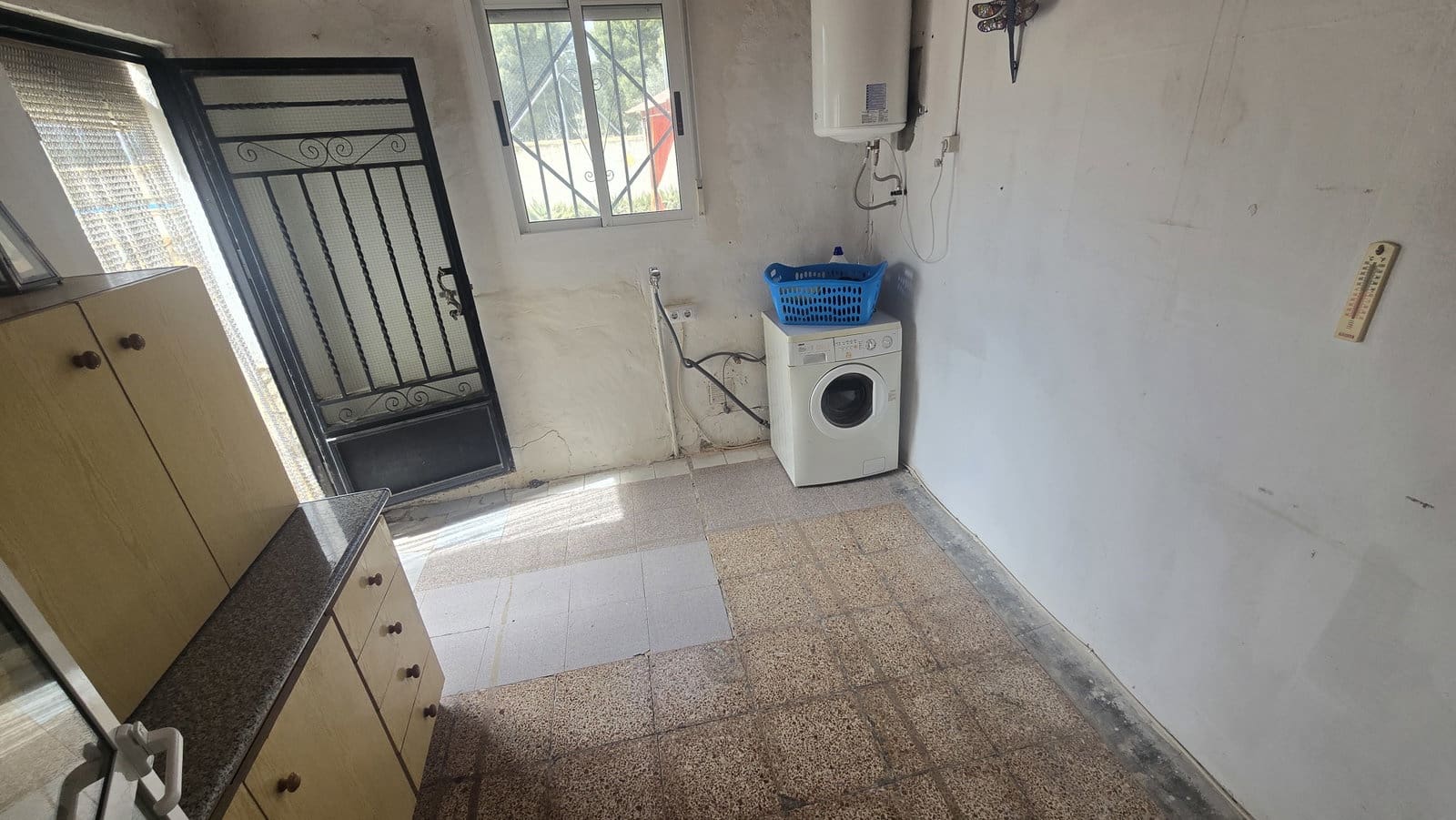 3 bedroom Finca/Country House for sale in Sax with pool garage - € 199,999 (Ref: 9730781)