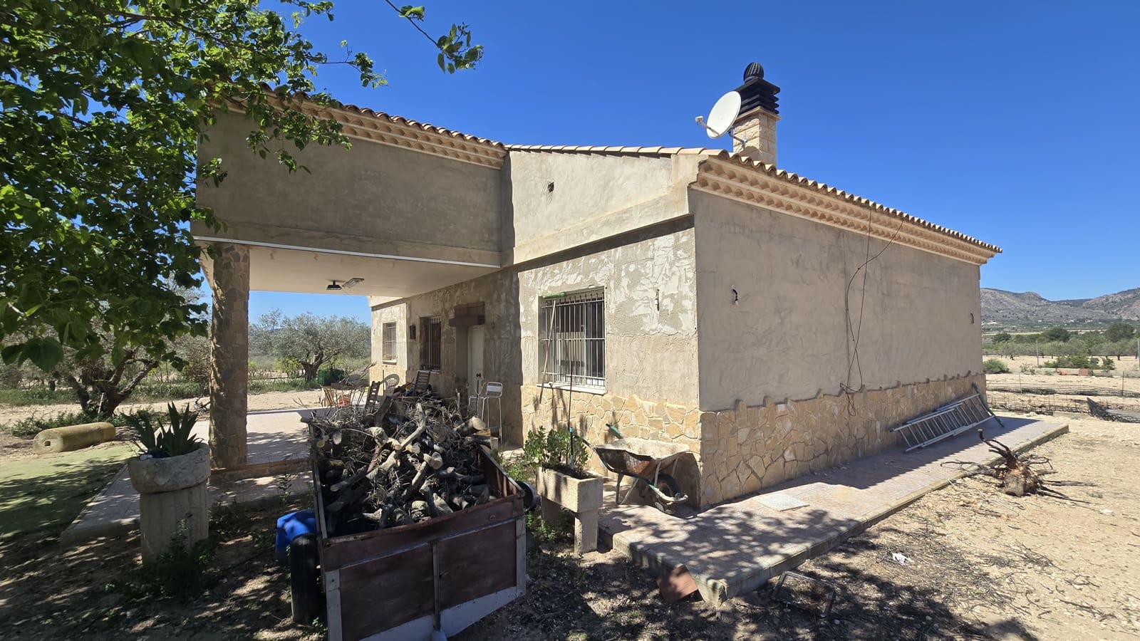 4 slaapkamer Finca/Landhuis te koop in Salinas - € 270.000 (Ref: 9784368)