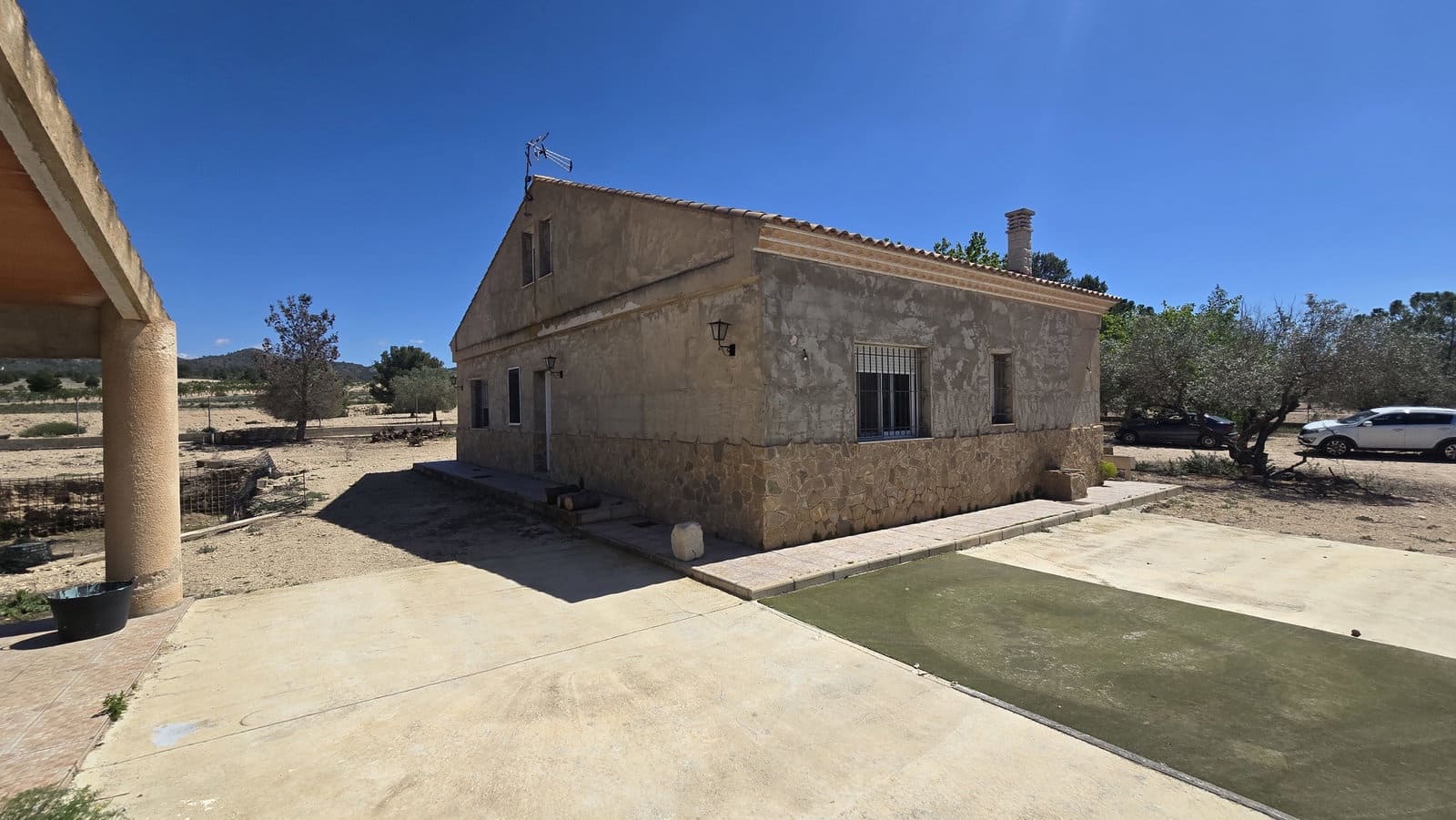 4 soveværelse Finca/Landehus til salg i Salinas med garage - € 270.000 (Ref: 9784368)