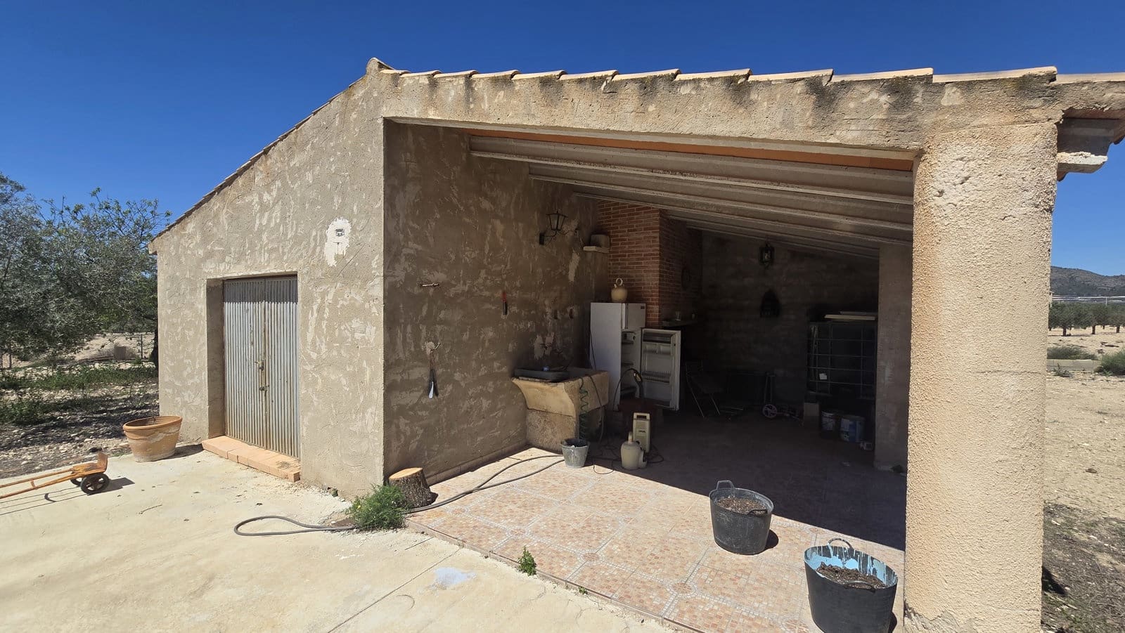 4 soveværelse Finca/Landehus til salg i Salinas med garage - € 270.000 (Ref: 9784368)