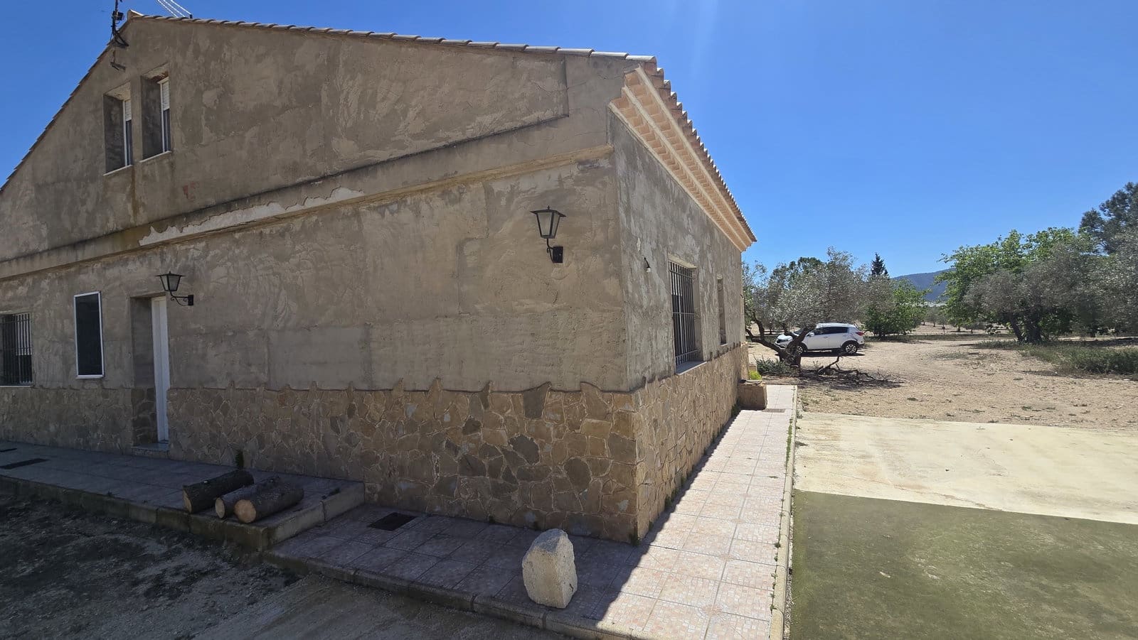 4 soveværelse Finca/Landehus til salg i Salinas med garage - € 270.000 (Ref: 9784368)