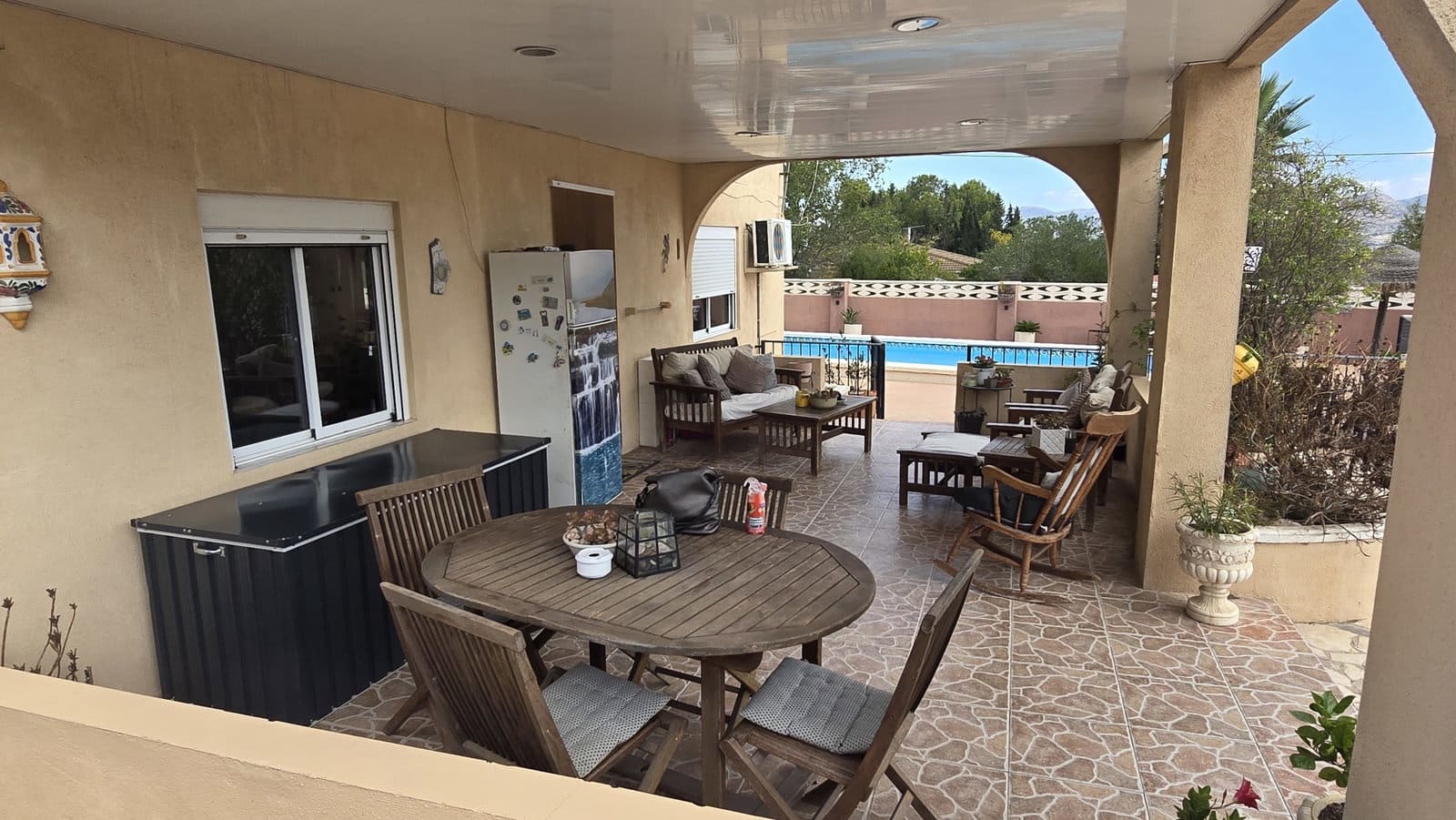 5 soveværelse Finca/Landehus til salg i Sax med swimmingpool garage - € 349.950 (Ref: 9802774)