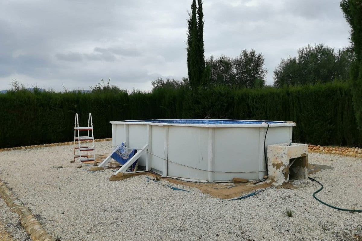 2 bedroom Finca/Country House for sale in Sax with pool garage - € 155,000 (Ref: 9819140)