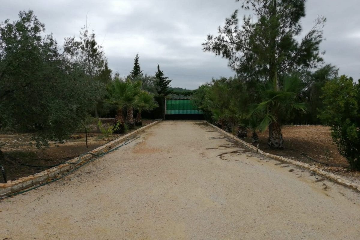 2 bedroom Finca/Country House for sale in Sax with pool garage - € 155,000 (Ref: 9819140)