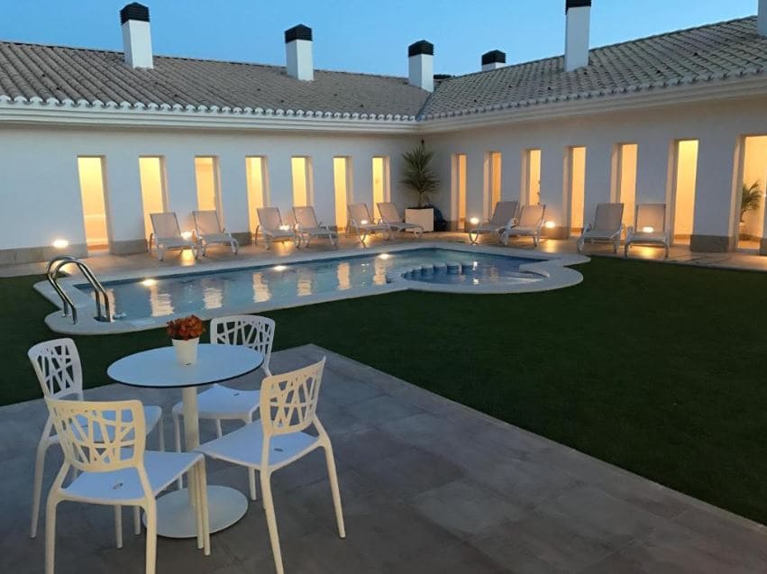 14 bedroom Commercial for sale in Yecla with pool garage - € 1,750,000 (Ref: 9821332)