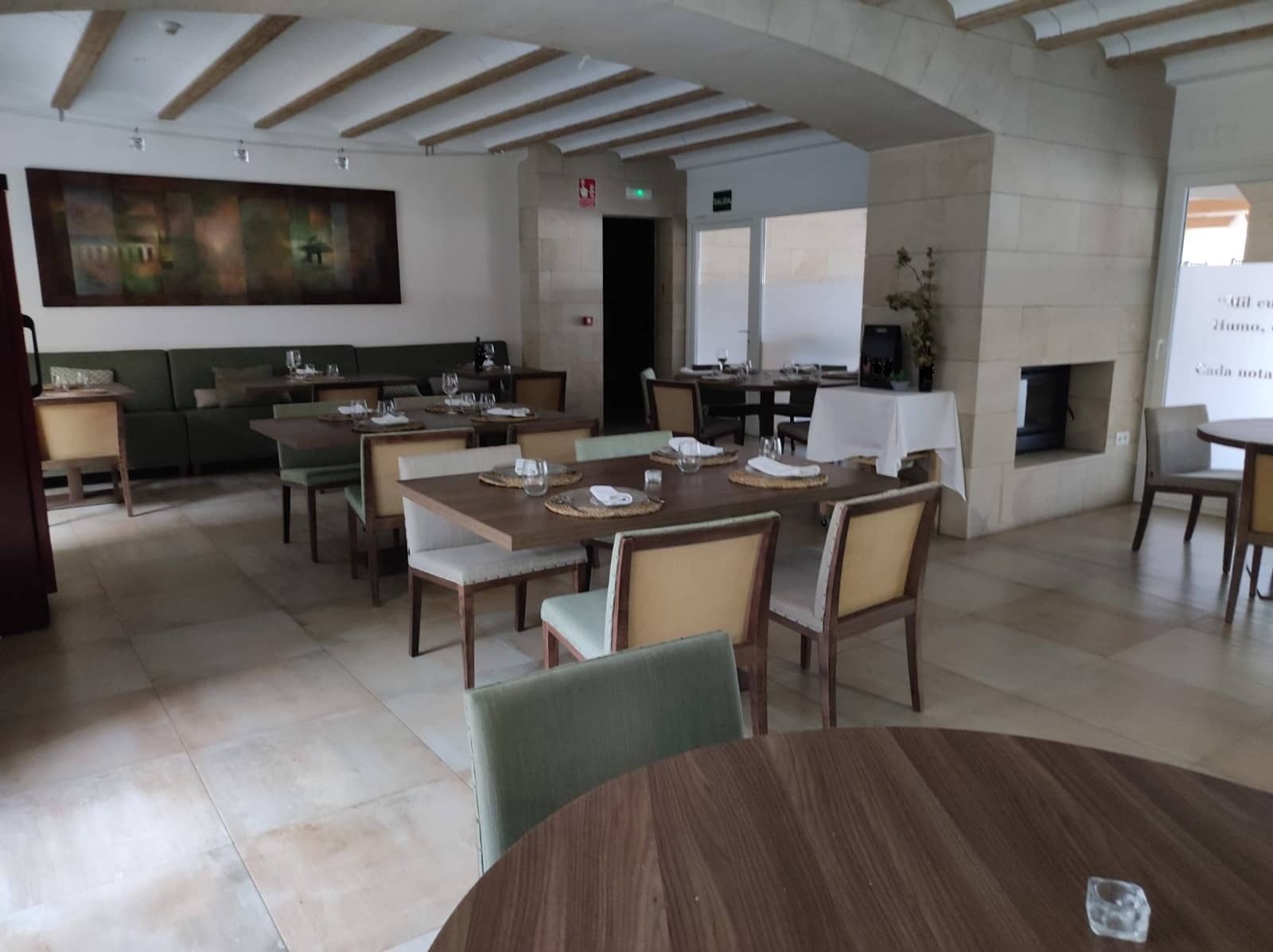 14 bedroom Commercial for sale in Yecla with pool garage - € 1,750,000 (Ref: 9821332)