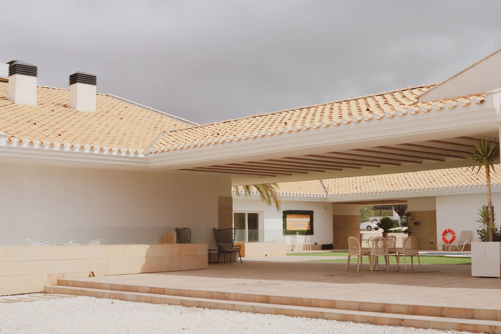14 bedroom Commercial for sale in Yecla with pool garage - € 1,750,000 (Ref: 9821332)