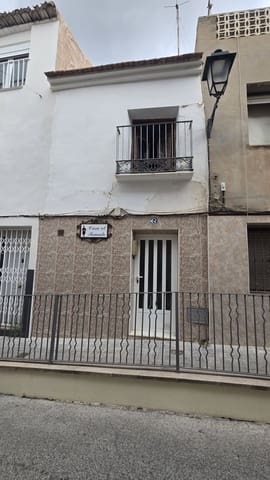 2 Zimmer Haus zu verkaufen in Sax mit Pool Garage - 75.000 € (Ref: 9827473)