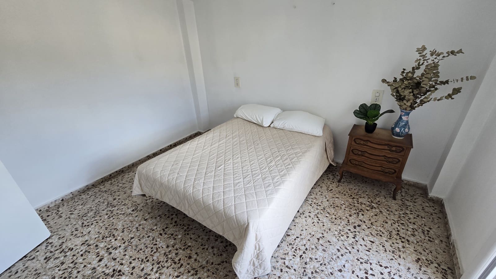 3 quarto Apartamento para venda em Salinas - 55 000 € (Ref: 9827630)