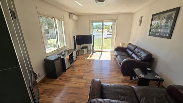 3 sypialnia Finka/Dom wiejski na sprzedaż w Sax z basenem garażem - 299 950 € (Ref: 9834532)