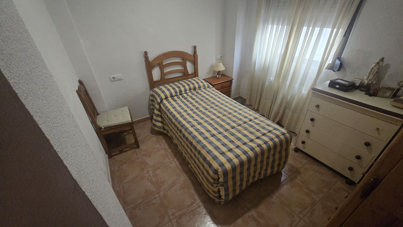 6 bedroom Townhouse for sale in Salinas with garage - € 160,000 (Ref: 9862429)