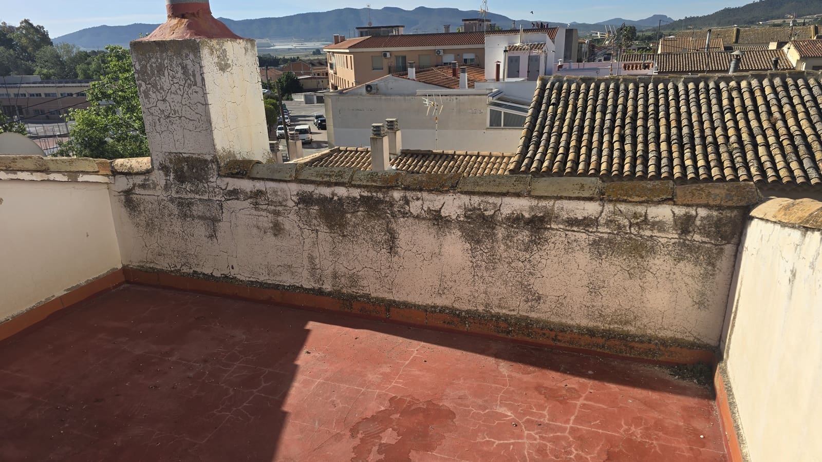 6 bedroom Townhouse for sale in Salinas with garage - € 160,000 (Ref: 9862429)