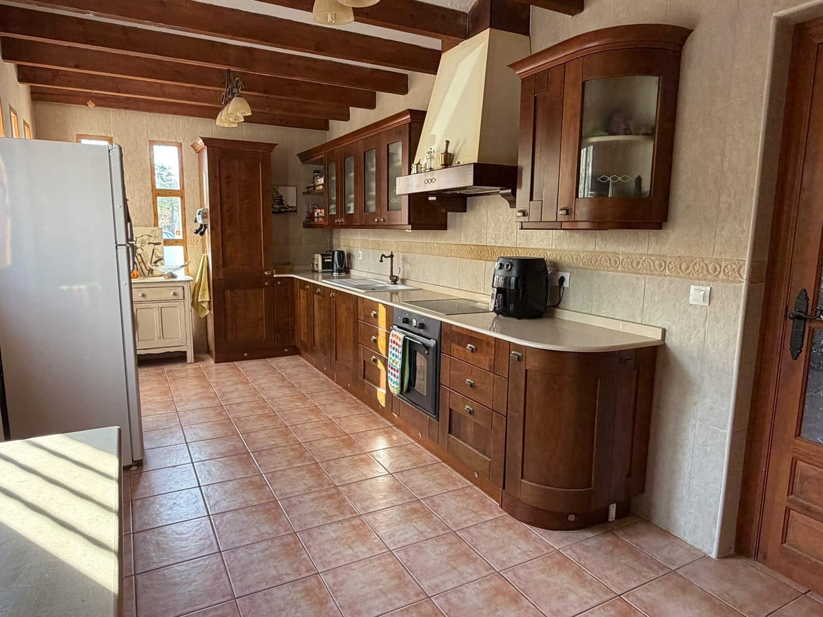 6 bedroom Villa for sale in Salinas with pool garage - € 595,000 (Ref: 9956491)