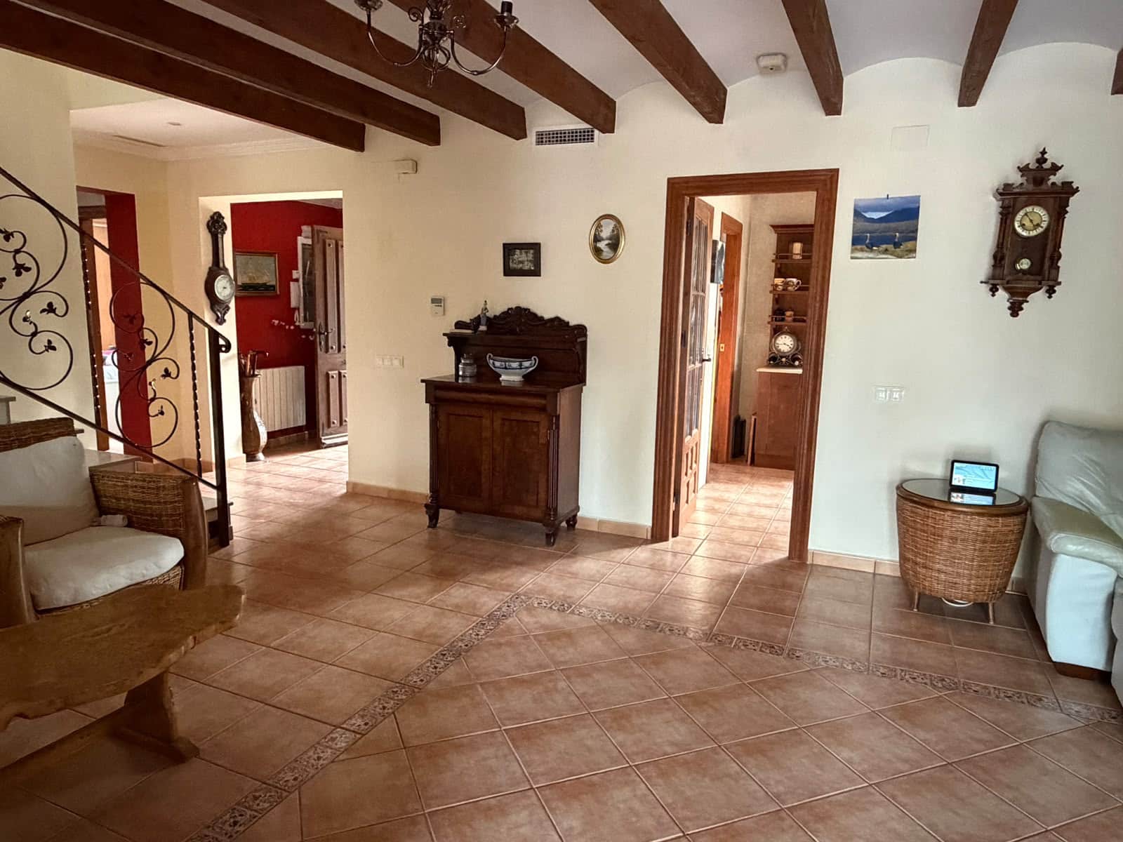 6 bedroom Villa for sale in Salinas with pool garage - € 595,000 (Ref: 9956491)