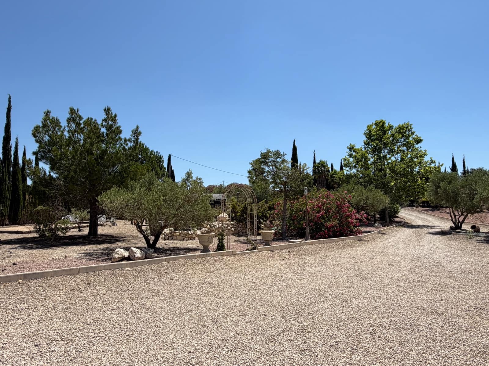 6 bedroom Villa for sale in Salinas with pool garage - € 595,000 (Ref: 9956491)