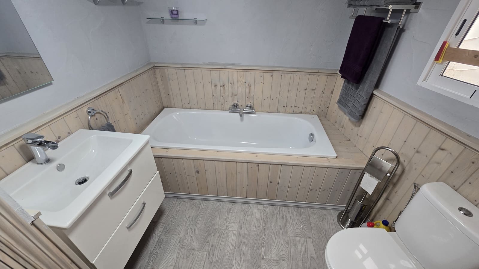 3 soverom Hus til salgs i Sax med garasje - € 125 000 (Ref: 9974363)