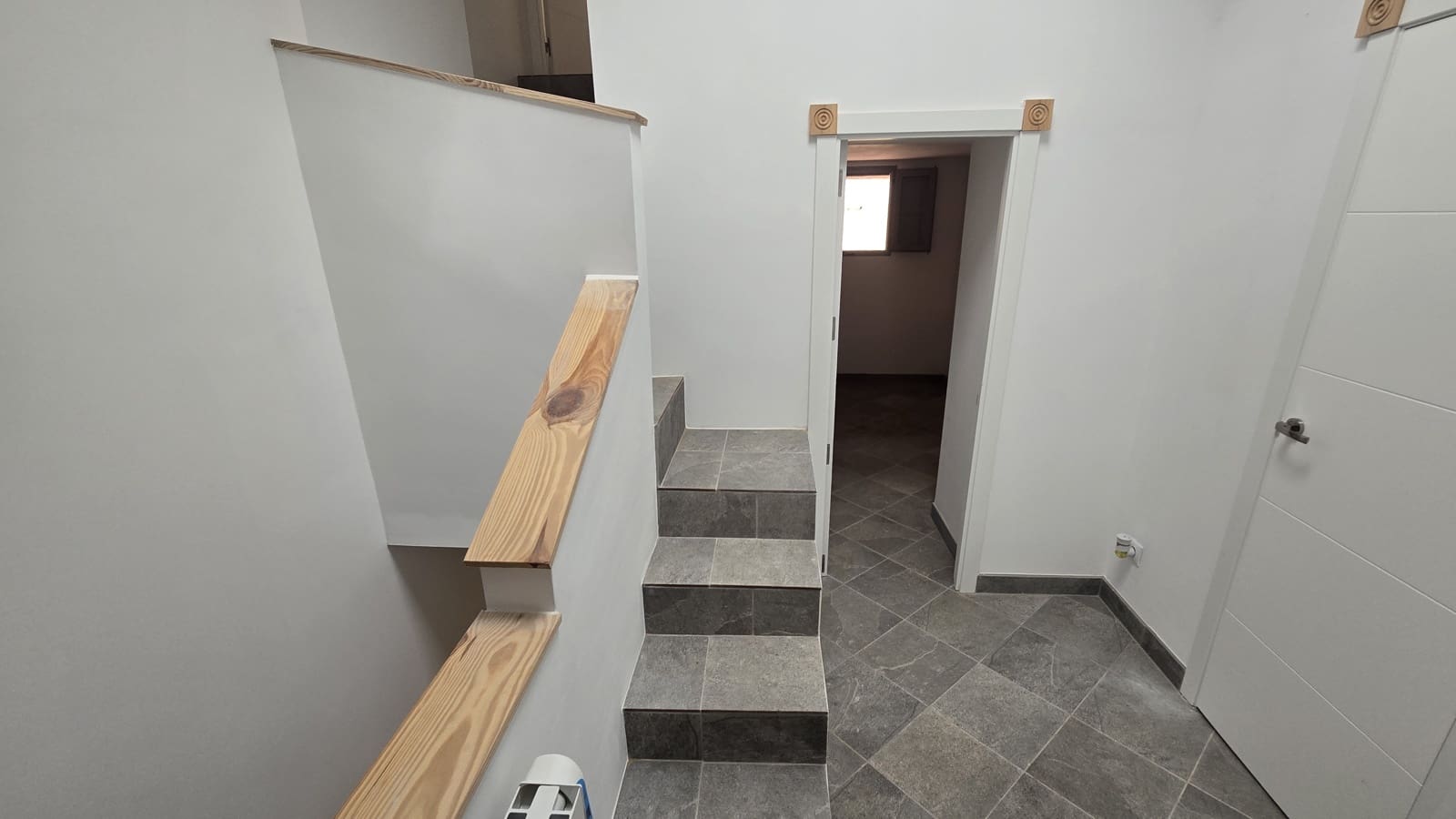 3 soverom Hus til salgs i Sax med garasje - € 125 000 (Ref: 9974363)