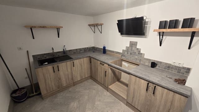 3 soverom Hus til salgs i Sax med garasje - € 125 000 (Ref: 9974363)