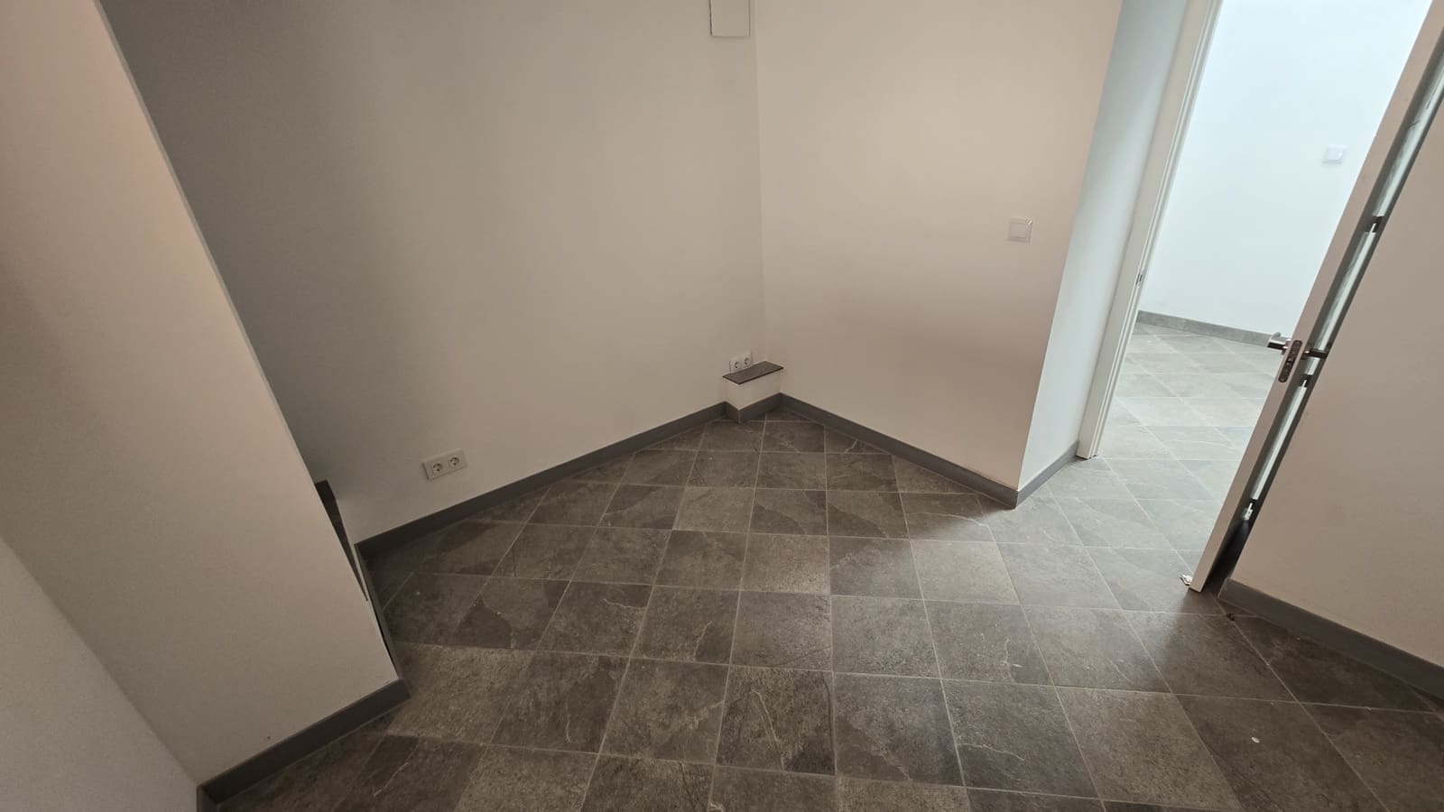3 soverom Hus til salgs i Sax med garasje - € 125 000 (Ref: 9974363)