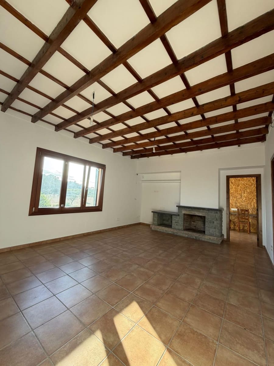 3 bedroom Finca/Country House for rent in Sineu with garage - € 1,700 (Ref: 10091181)