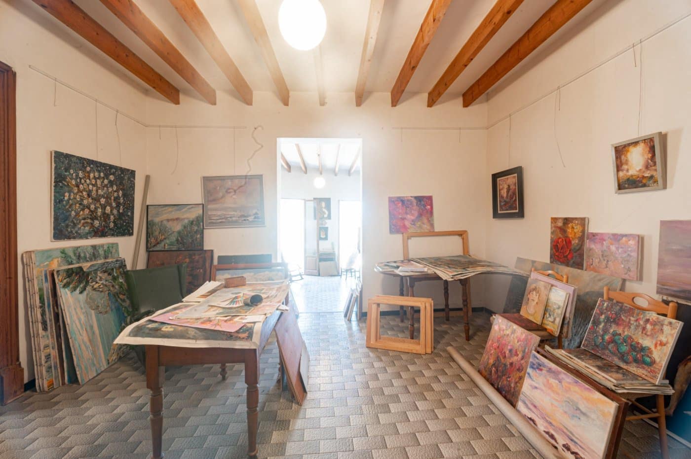 6 bedroom Townhouse for sale in Sineu - € 650,000 (Ref: 6885230)