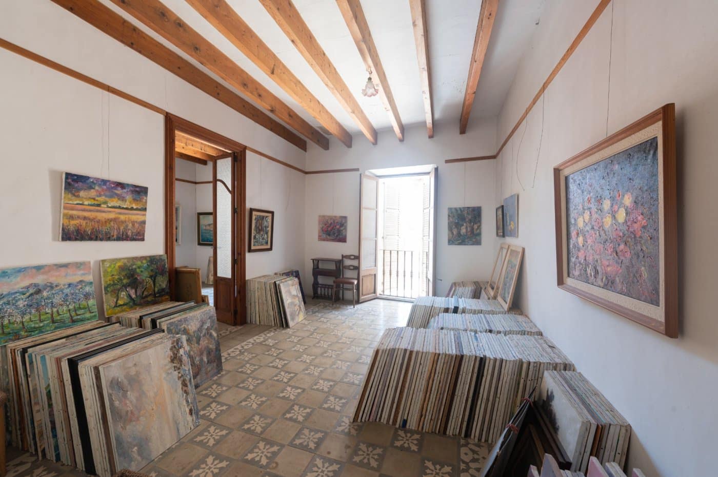 6 bedroom Townhouse for sale in Sineu - € 650,000 (Ref: 6885230)