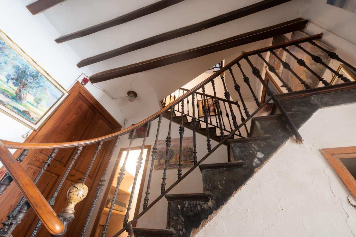 6 bedroom Townhouse for sale in Sineu - € 650,000 (Ref: 6885230)