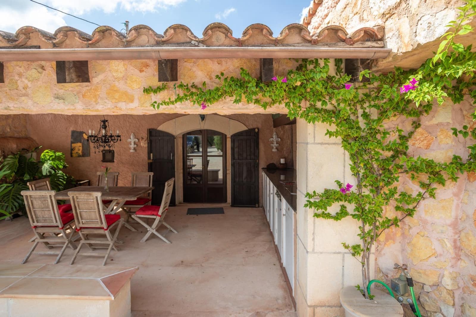 3 soverom Finca/Herregård til salgs i Sencelles med svømmebasseng garasje - € 740 000 (Ref: 7740073)