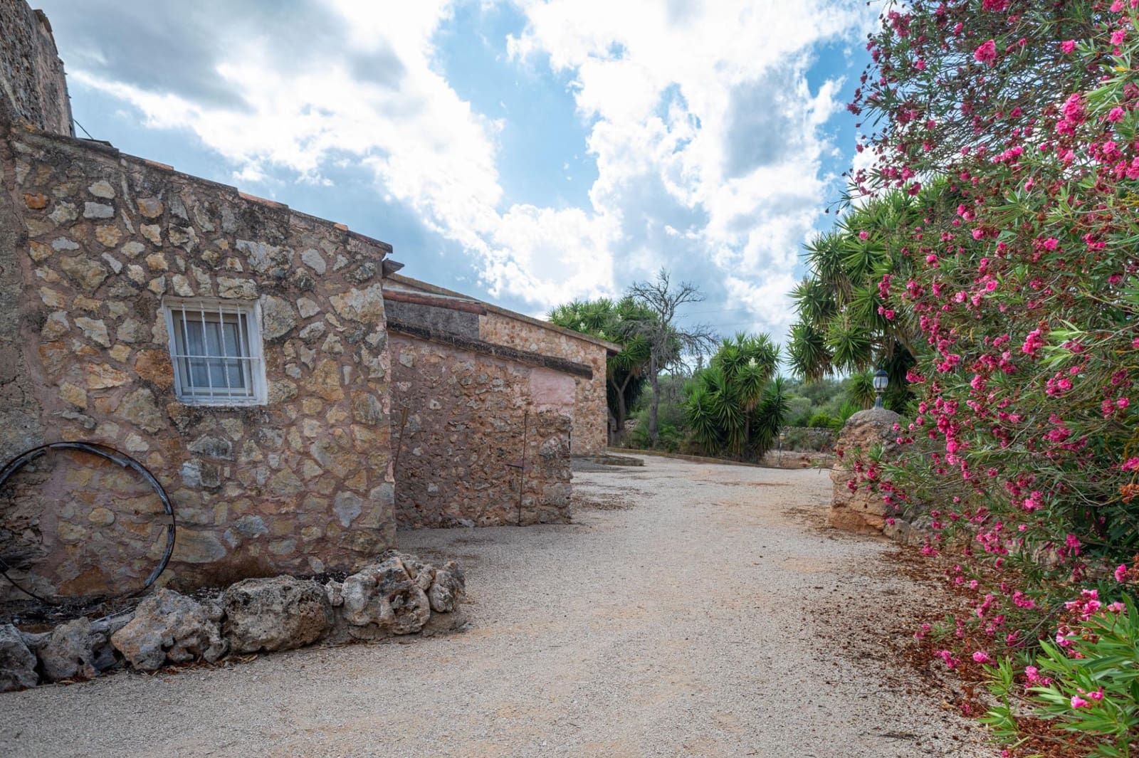 3 soverom Finca/Herregård til salgs i Sencelles med svømmebasseng garasje - € 740 000 (Ref: 7740073)