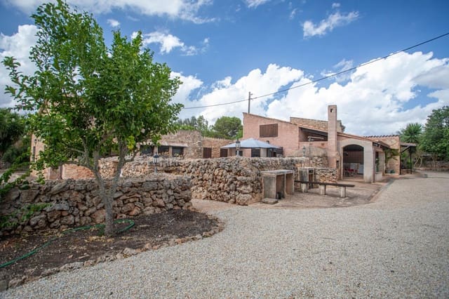 3 soverom Finca/Herregård til salgs i Sencelles med svømmebasseng garasje - € 740 000 (Ref: 7740073)