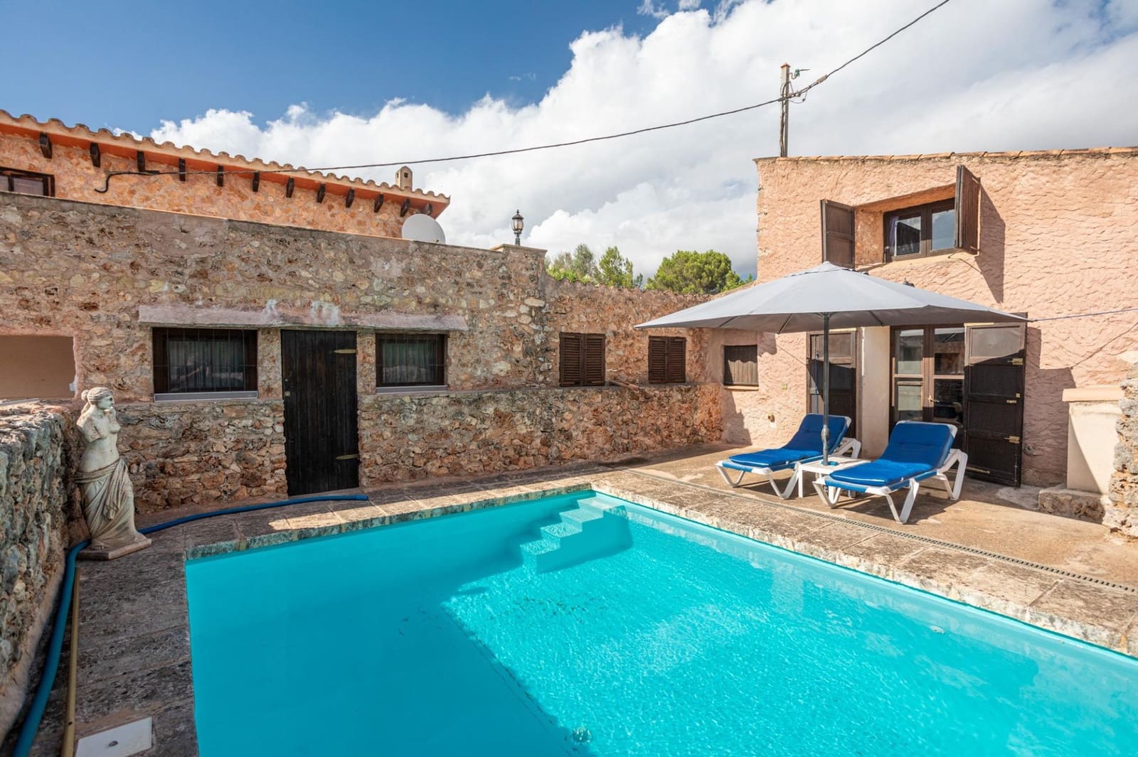 3 soverom Finca/Herregård til salgs i Sencelles med svømmebasseng garasje - € 740 000 (Ref: 7740073)