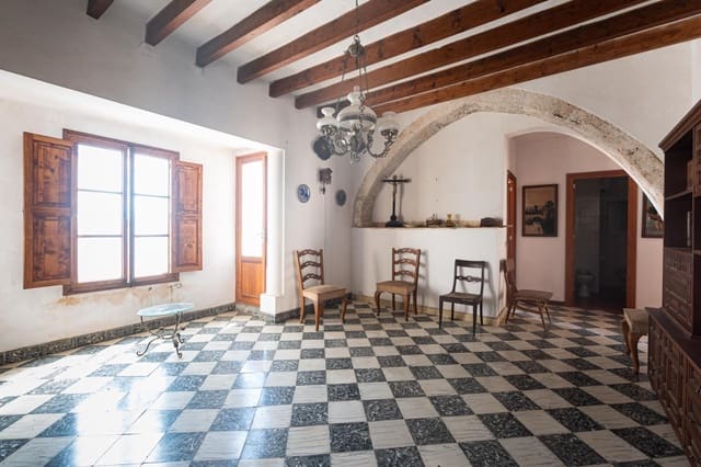 6 soveværelse Byhus til salg i Sineu - € 490.000 (Ref: 8275241)