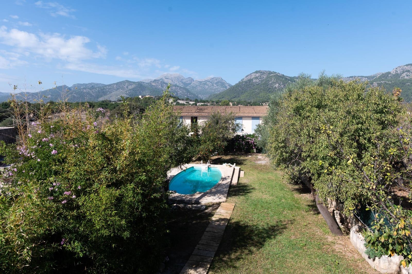 4 chambre Finca/Maison de Campagne à vendre à Campanet avec piscine - 1 090 000 € (Ref: 8595432)