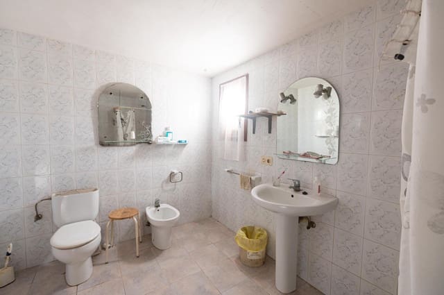 4 slaapkamer Finca/Landhuis te koop in Lloret de Vista Alegre - € 355.000 (Ref: 8737817)