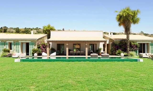 Undeveloped Land for sale in Petra - € 1,700,000 (Ref: 8867399)