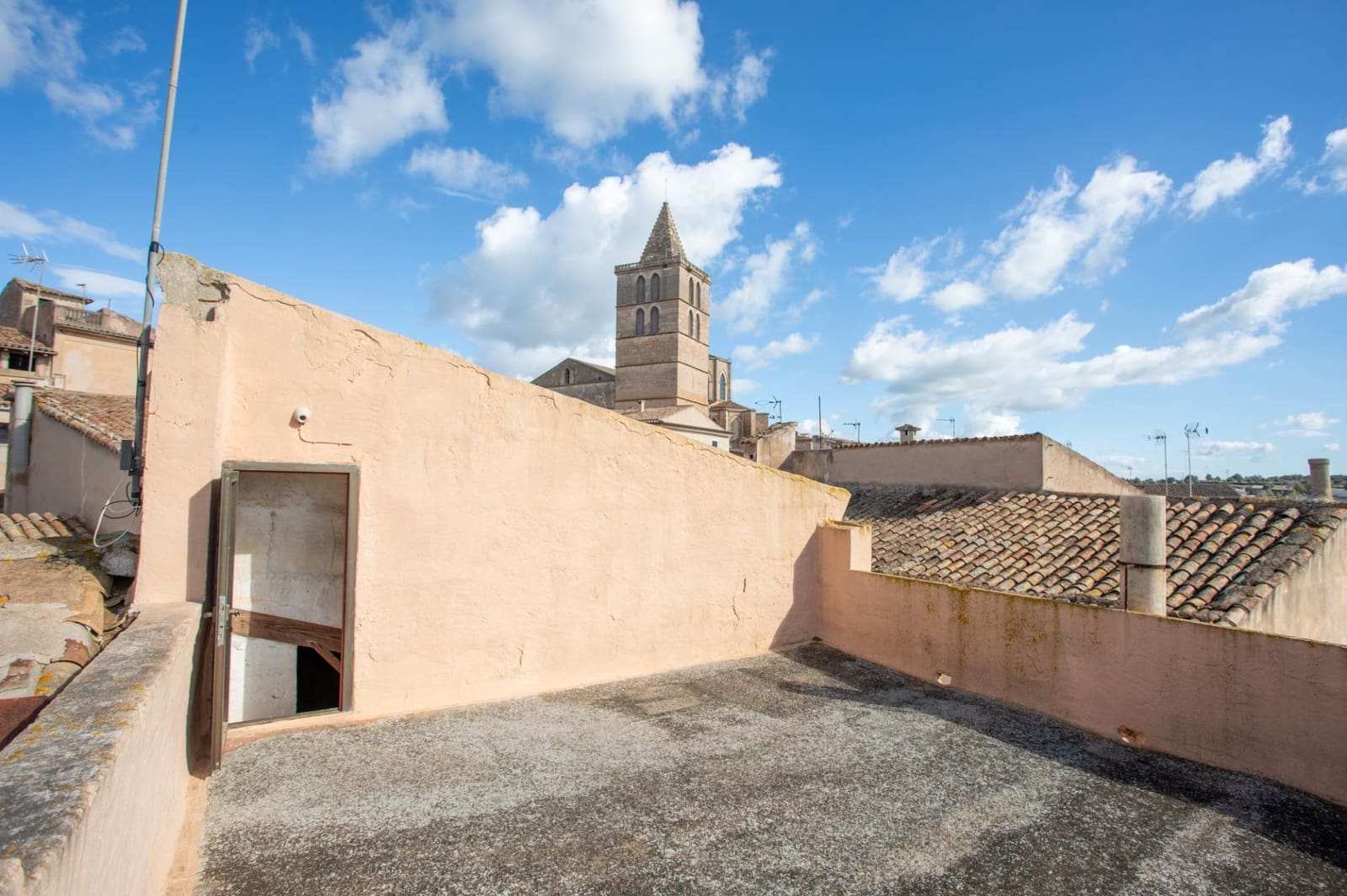 4 bedroom Townhouse for sale in Sineu with garage - € 880,000 (Ref: 8896711)