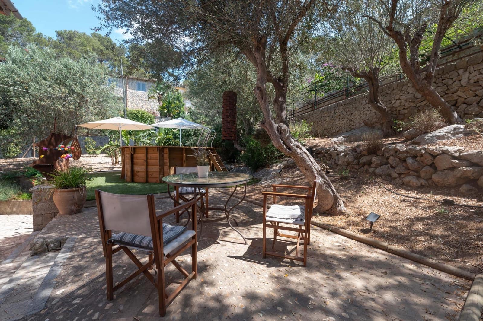 3 bedroom Villa for sale in Galilea with pool - € 1,150,000 (Ref: 8981057)