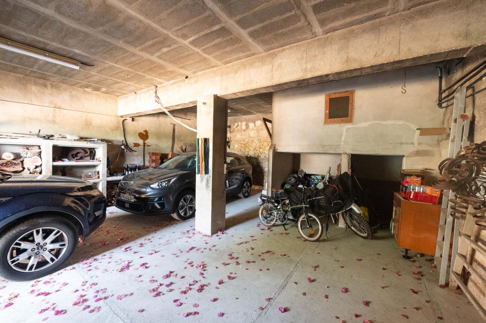 3 bedroom Villa for sale in Galilea with pool - € 1,150,000 (Ref: 8981057)