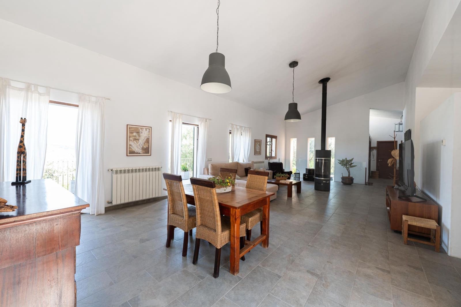 3 soveværelse Finca/Landehus til salg i Sineu med swimmingpool garage - € 1.580.000 (Ref: 9156095)