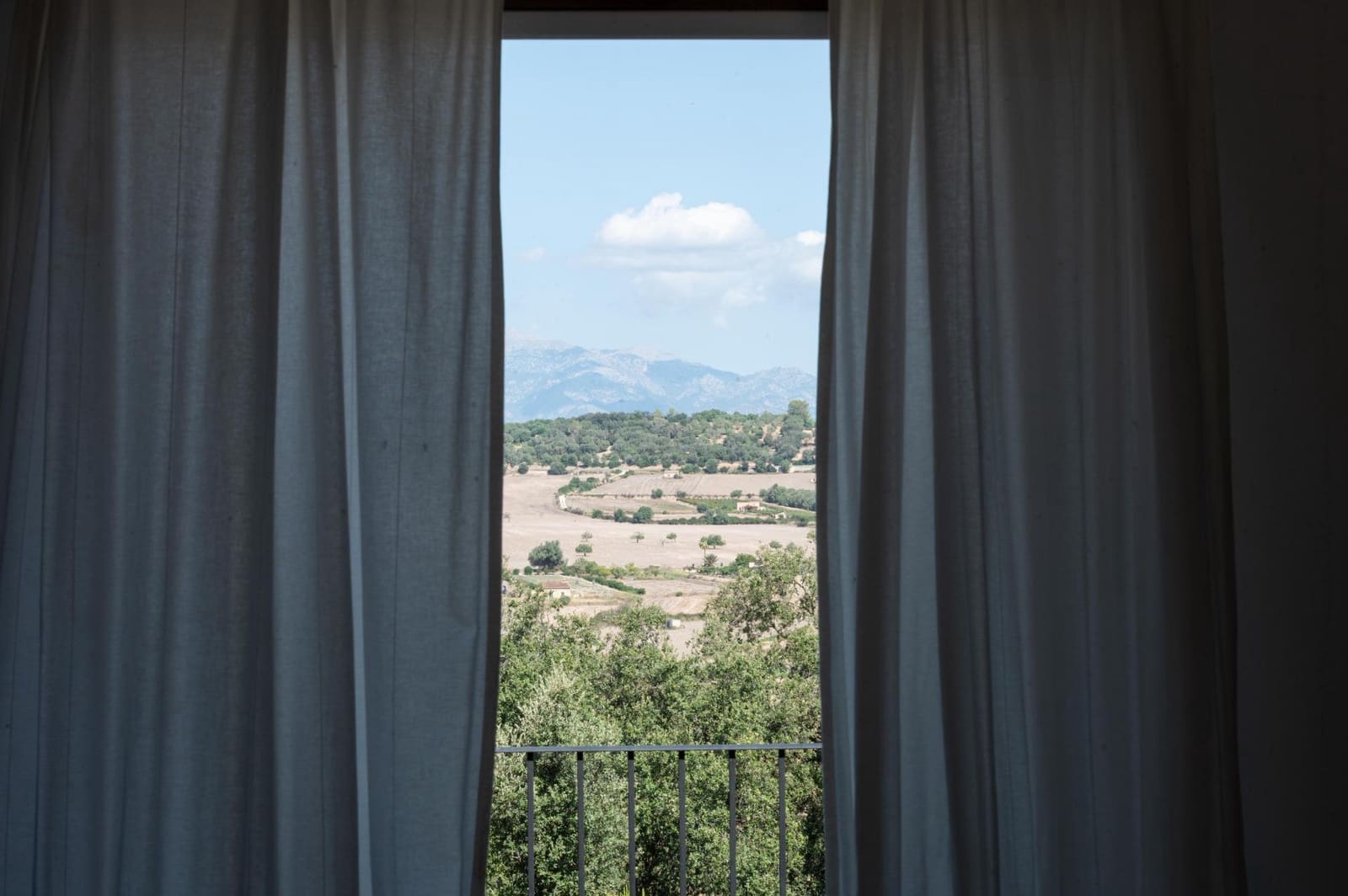 3 sypialnia Finka/Dom wiejski na sprzedaż w Sineu z basenem garażem - 1 580 000 € (Ref: 9156095)