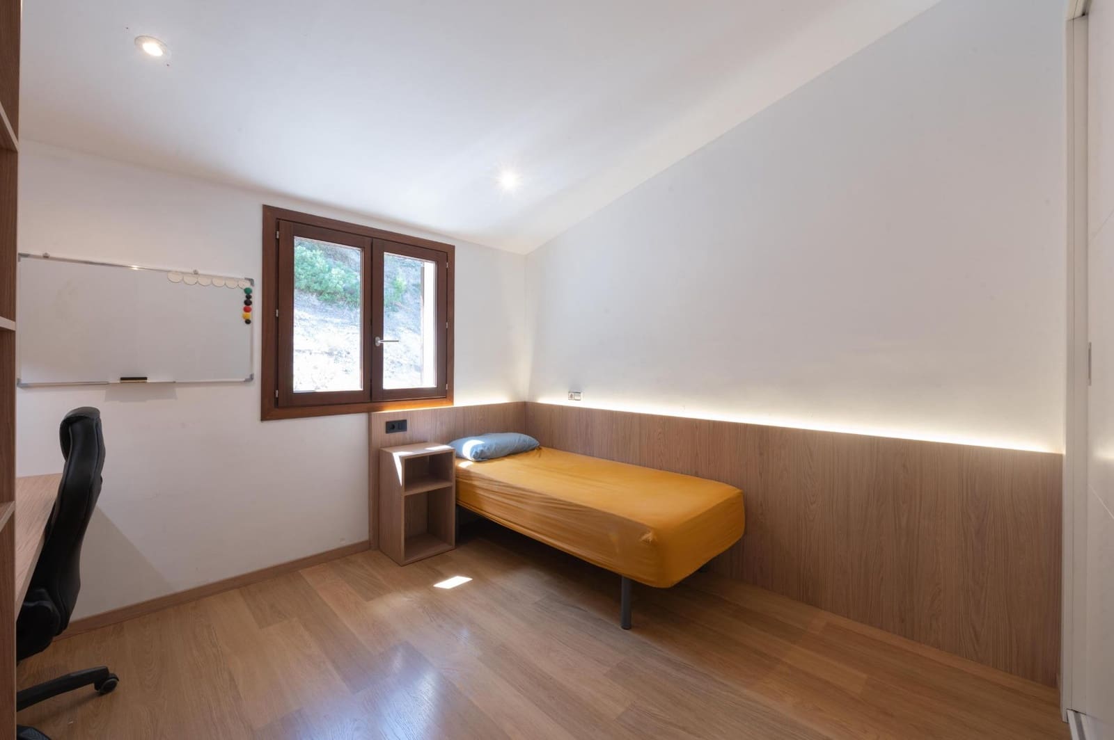 3 sypialnia Finka/Dom wiejski na sprzedaż w Sineu z basenem garażem - 1 580 000 € (Ref: 9156095)