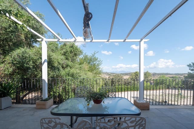 3 slaapkamer Finca/Landhuis te koop in Sineu met zwembad garage - € 1.580.000 (Ref: 9156095)